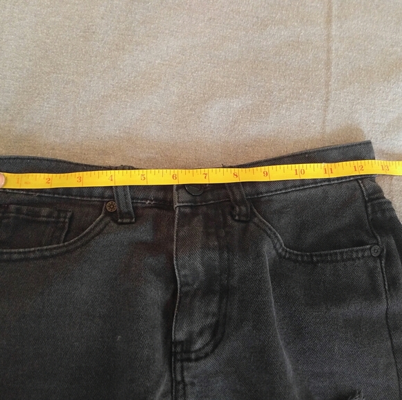 Unif Shorts Frayed - Picture 4 of 5